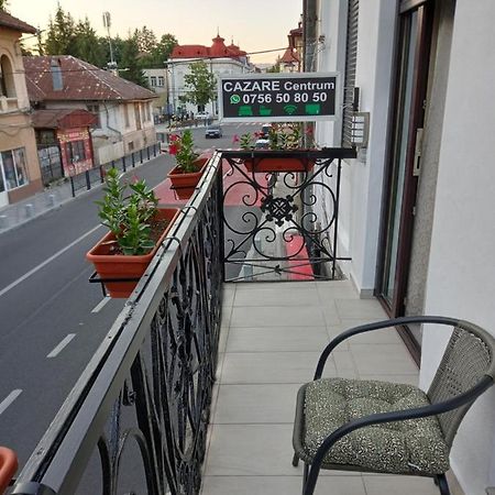 Cazare Centrum Curtea de Argeş Zewnętrze zdjęcie