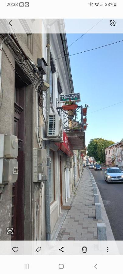 Cazare Centrum Curtea de Argeş Zewnętrze zdjęcie